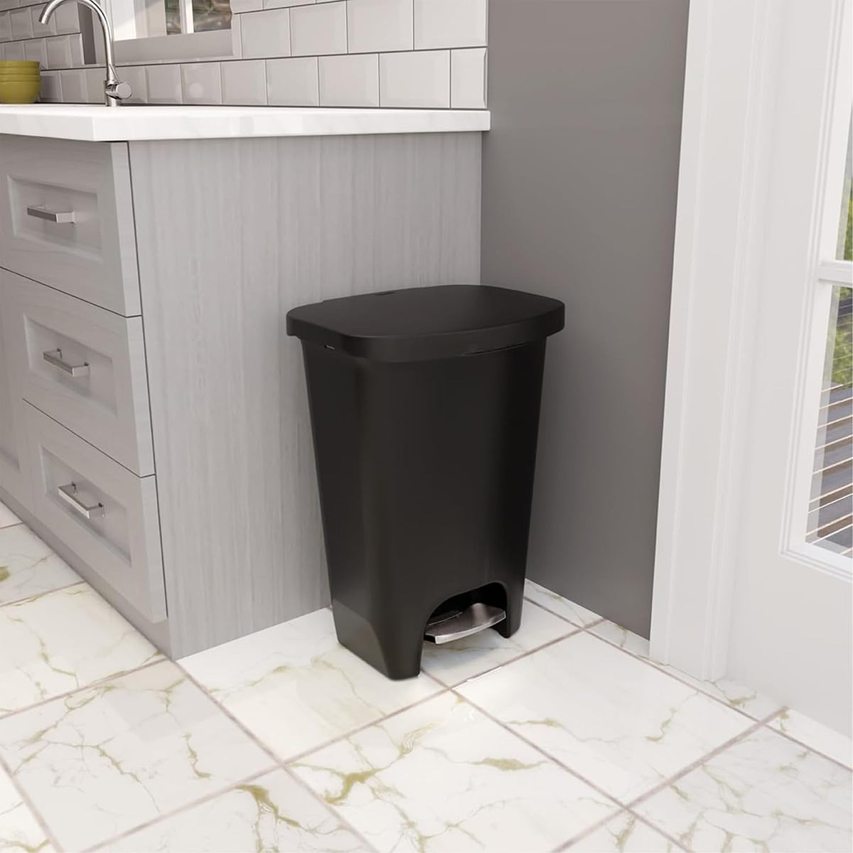 Premium Trash Can with Clorox Odor Protection, 13 Gallon, Black